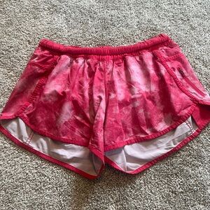 Pink LuluLemon Tracker Shorts 4”